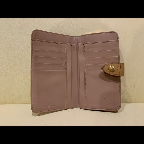 Miu Miu Croco-printed Leather Wallet Powder Pink - Picture 3 of 4